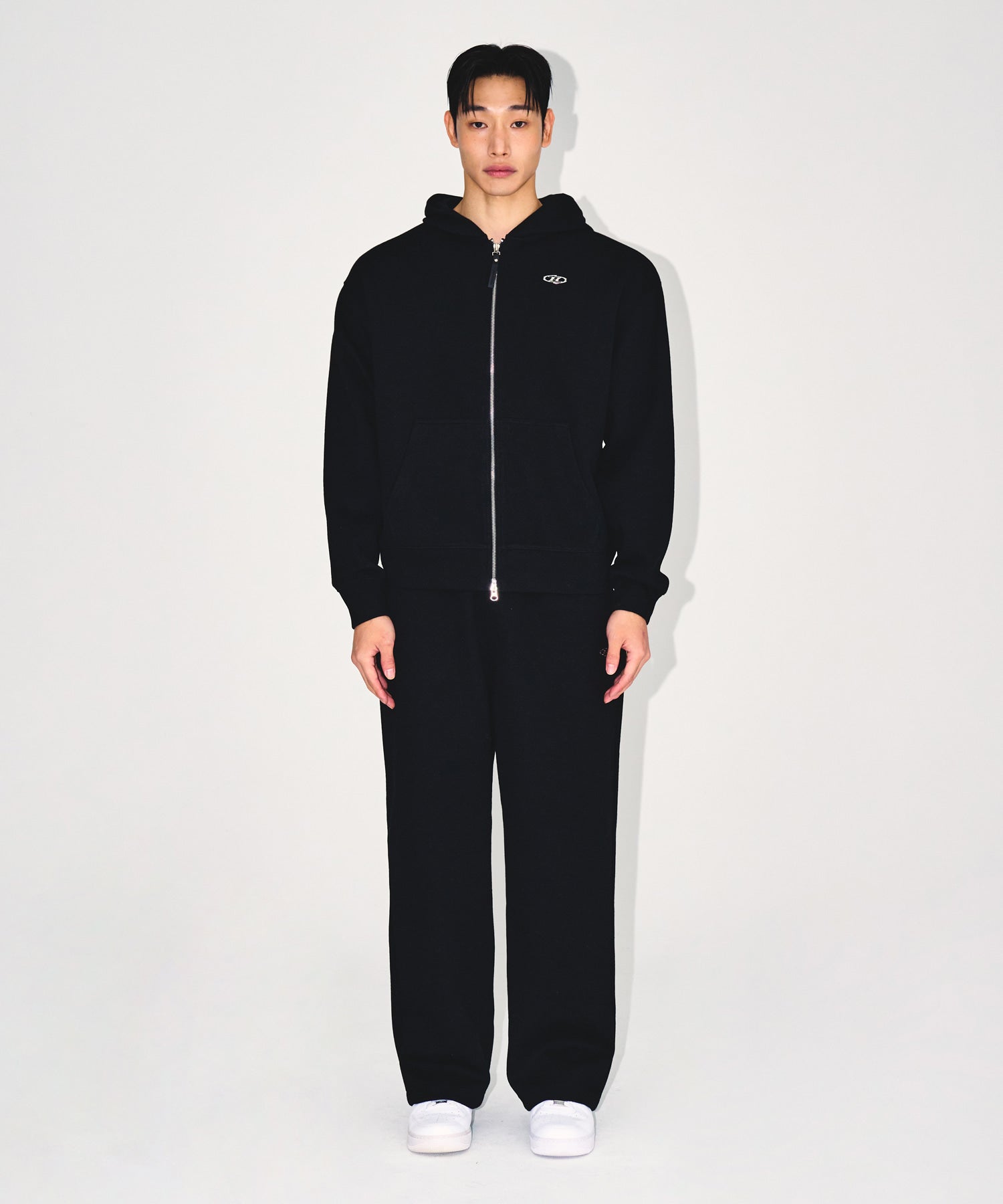 【予約販売：ご注文より1～3週間後に発送予定】KNIT LIKE WIDE PANTS [BLACK]
