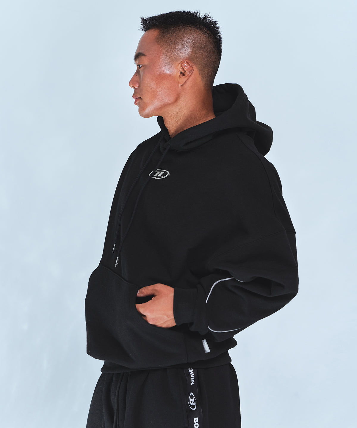 BIG CHROME REFLECTIVE LINE HOODIE [BLACK]