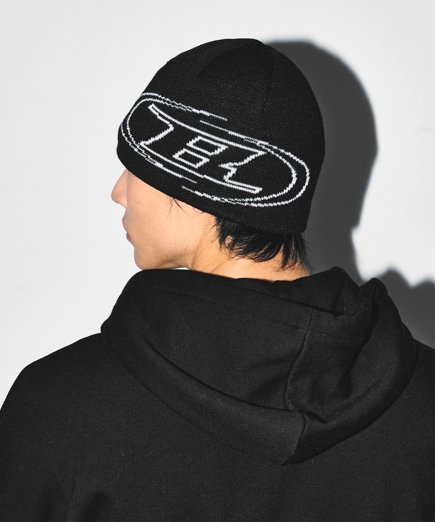 予約販売：ご注文より1～3週間後に発送予定】BIG SYMBOL LINE JACQUARD