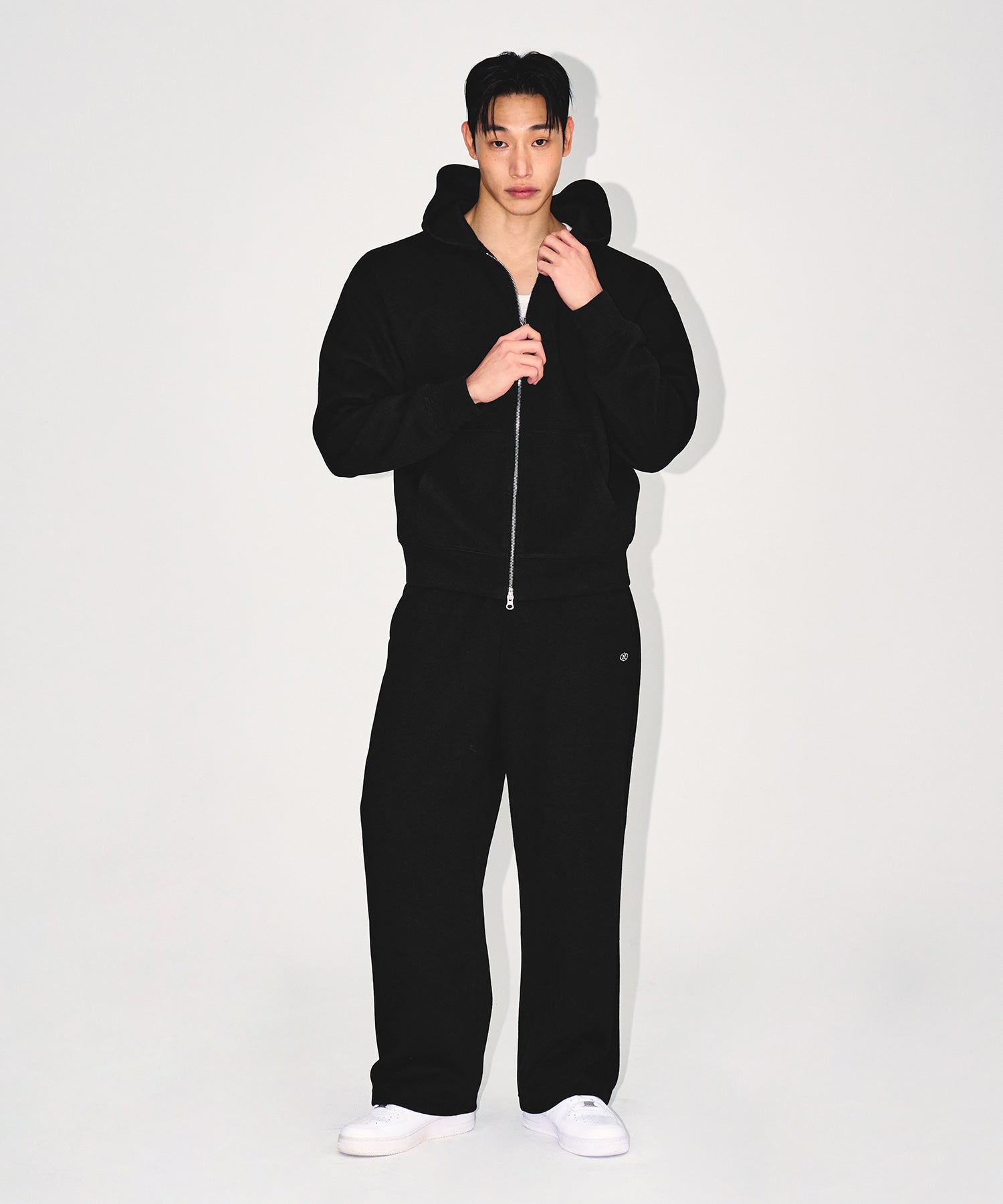 【予約販売：ご注文より1～3週間後に発送予定】KNIT LIKE HOODIE ZIP UP [BLACK]
