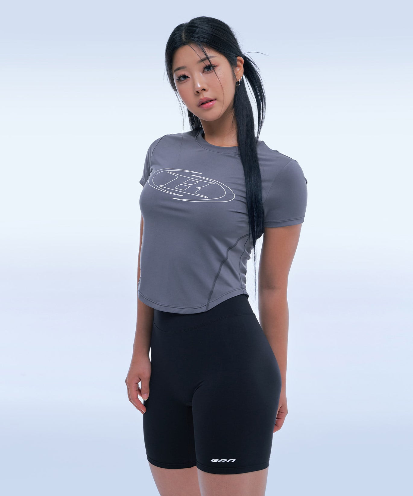 Ladies Tops – BORNTOWIN JAPAN EC-shop
