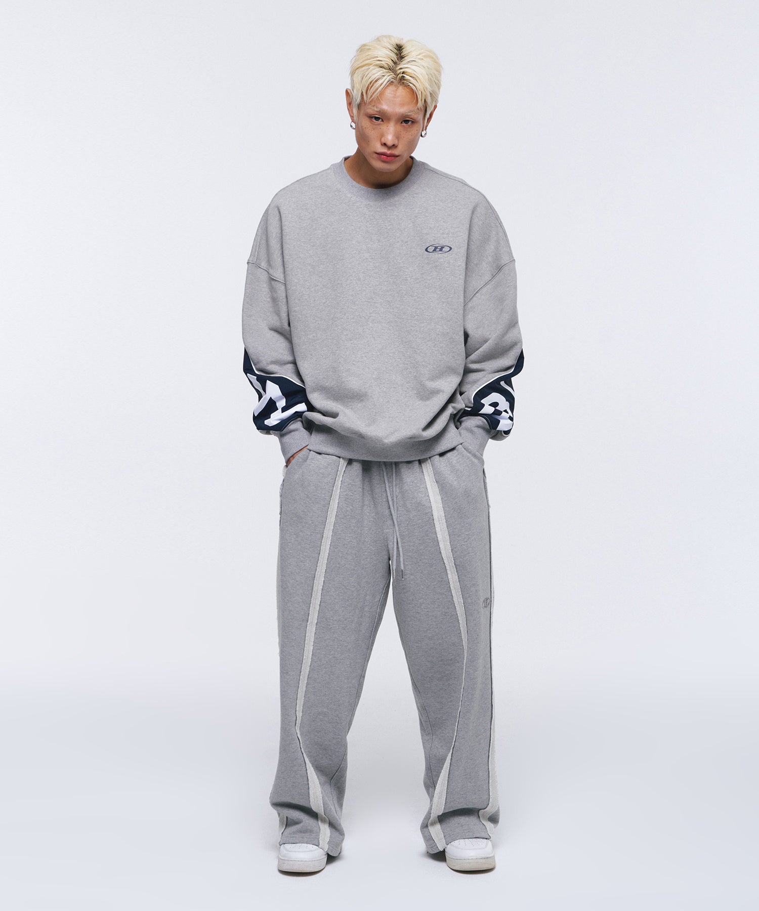 NYLON MIX BOLD SWEATSHIRTS [GREY]