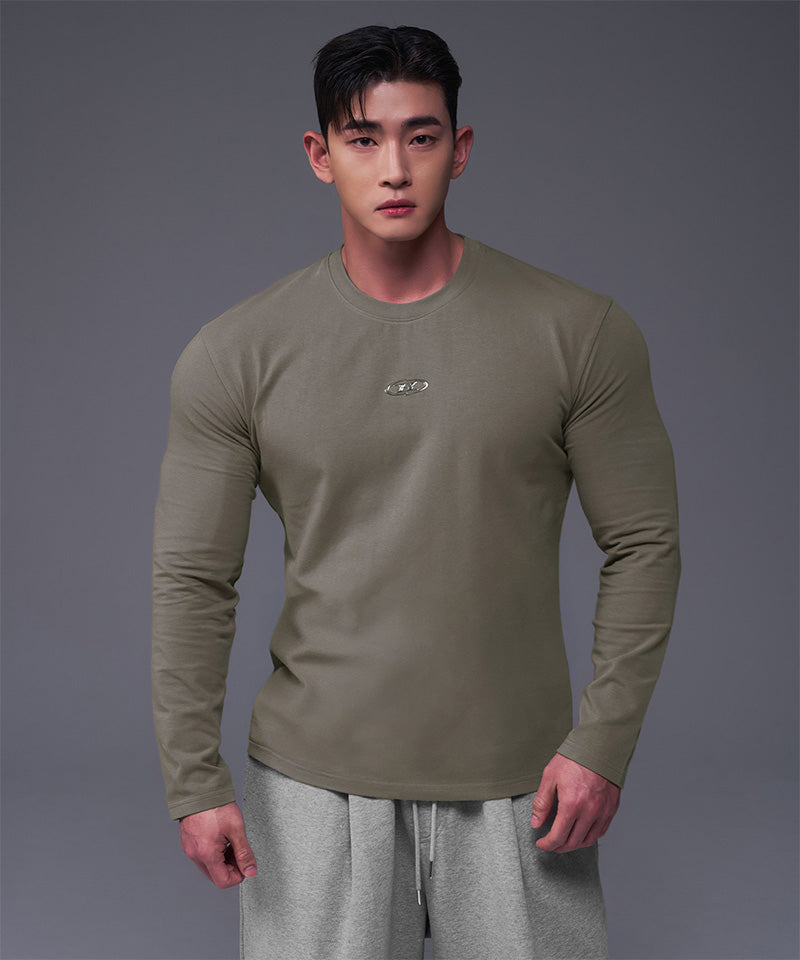 【韓国限定】SILVER B LOGO MUSCLE FIT LONG SLEEVE [KHAKI]