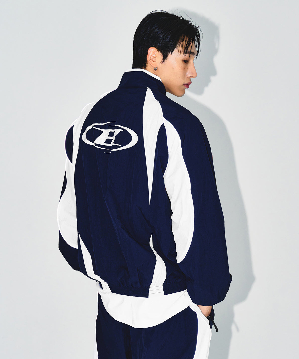 【韓国限定】NYLON BLOCK JACKET [NAVY]