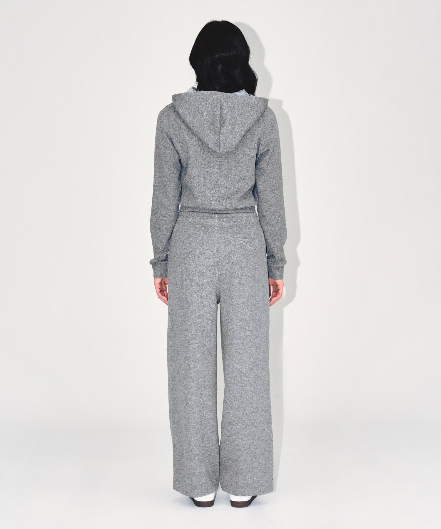 【予約販売：ご注文より1～3週間後に発送予定】W KNIT LIKE SEMI CROP HOODIE ZIP-UP [MELANGE GREY]