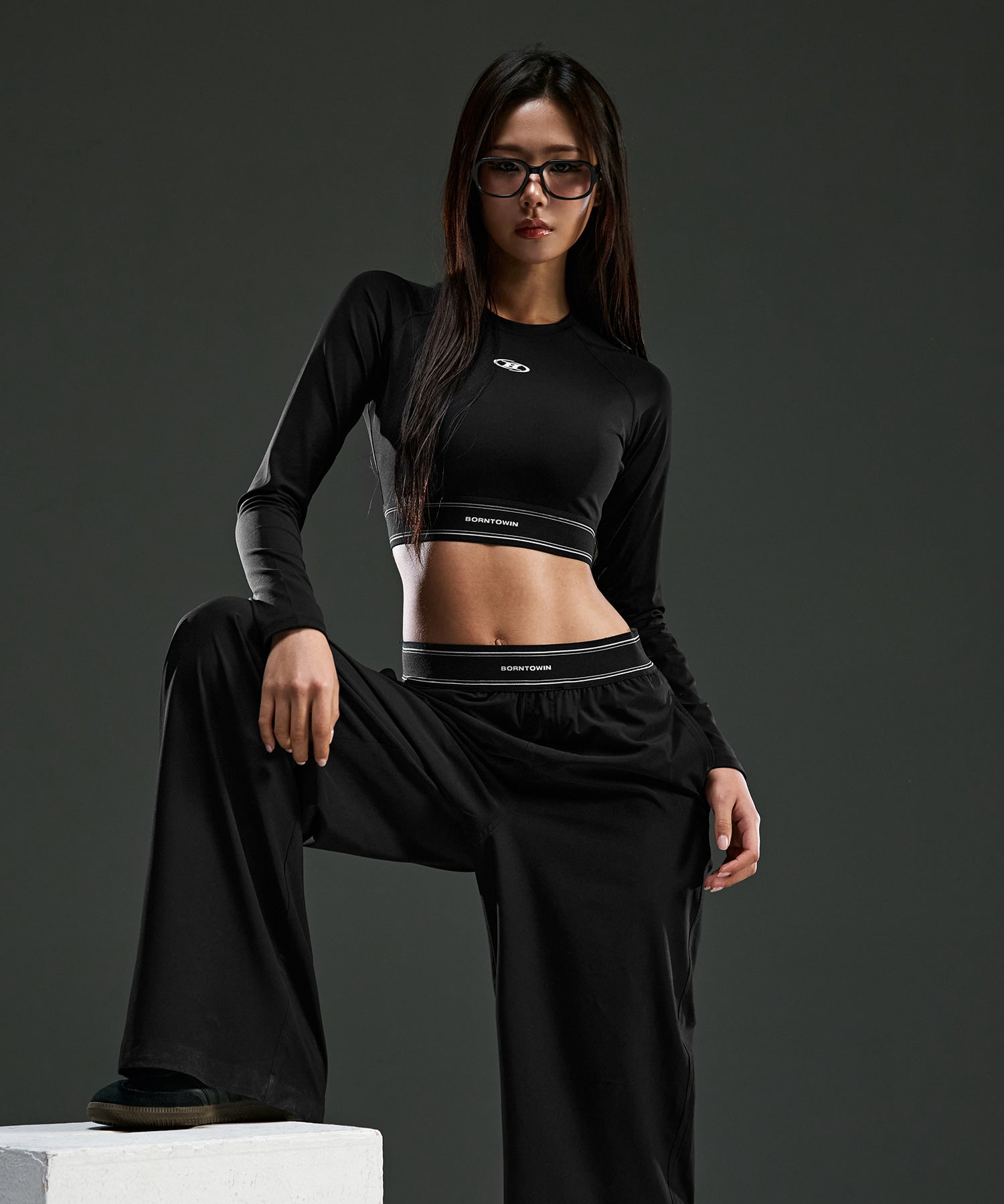 韓国限定】W DOUBLE LINE BAND WIDE PANTS [BLACK] – BORNTOWIN JAPAN