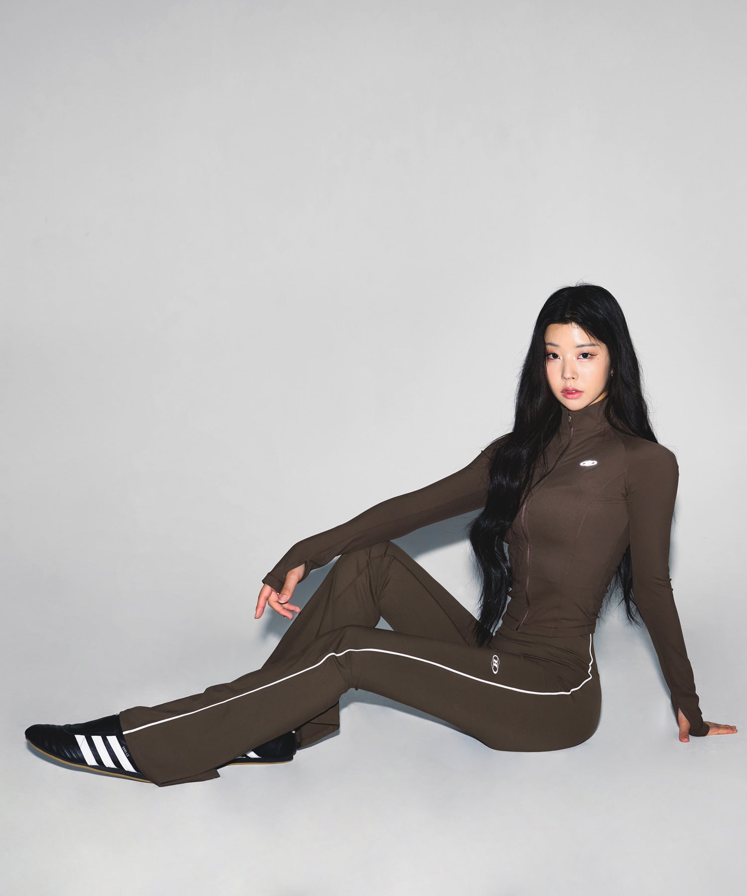 【予約販売：ご注文より1～3週間後に発送予定】W COMPRESSION FULL ZIP UP JACKET [BROWN]