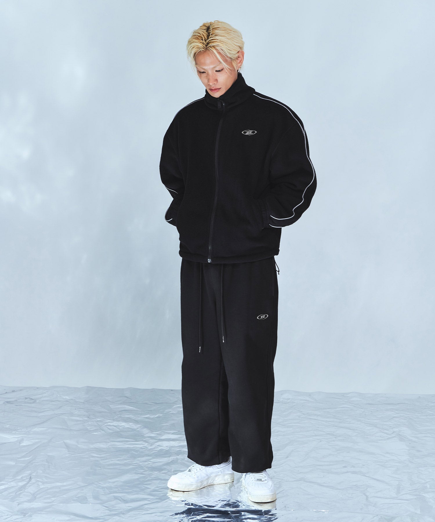 CHROME B JOGGER PANTS [BLACK]