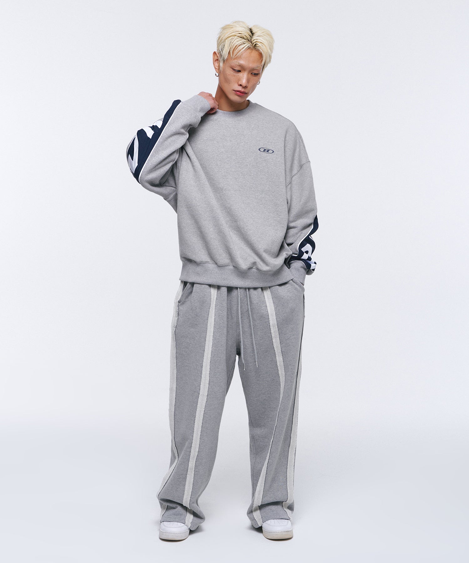 NYLON MIX BOLD SWEATSHIRTS [GREY]