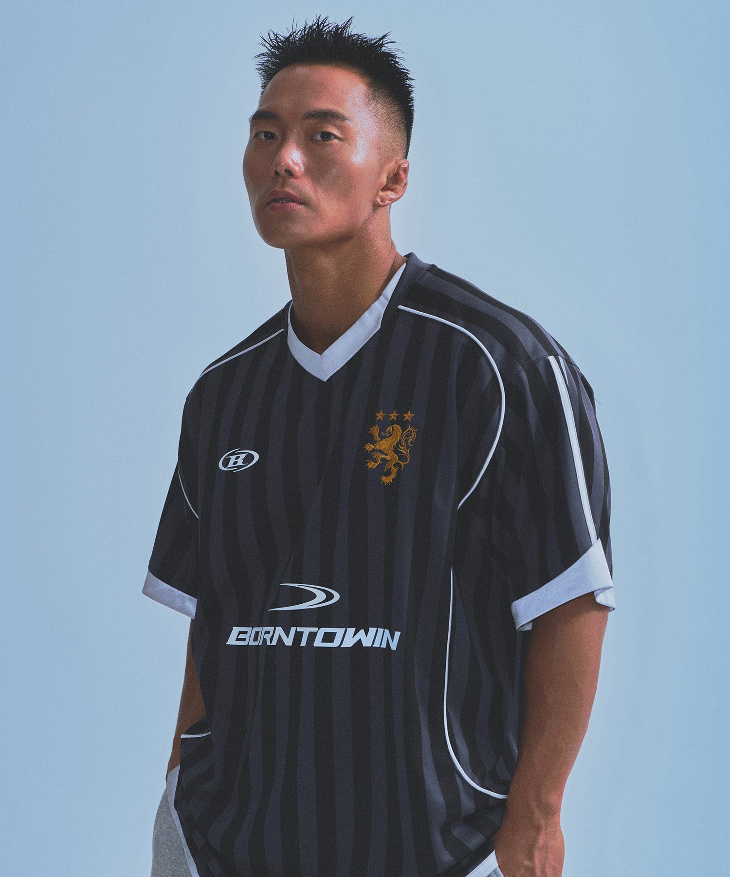 【5/30 Release】SYMBOL B SOCCER STRIPE JERSEY [BLACK]