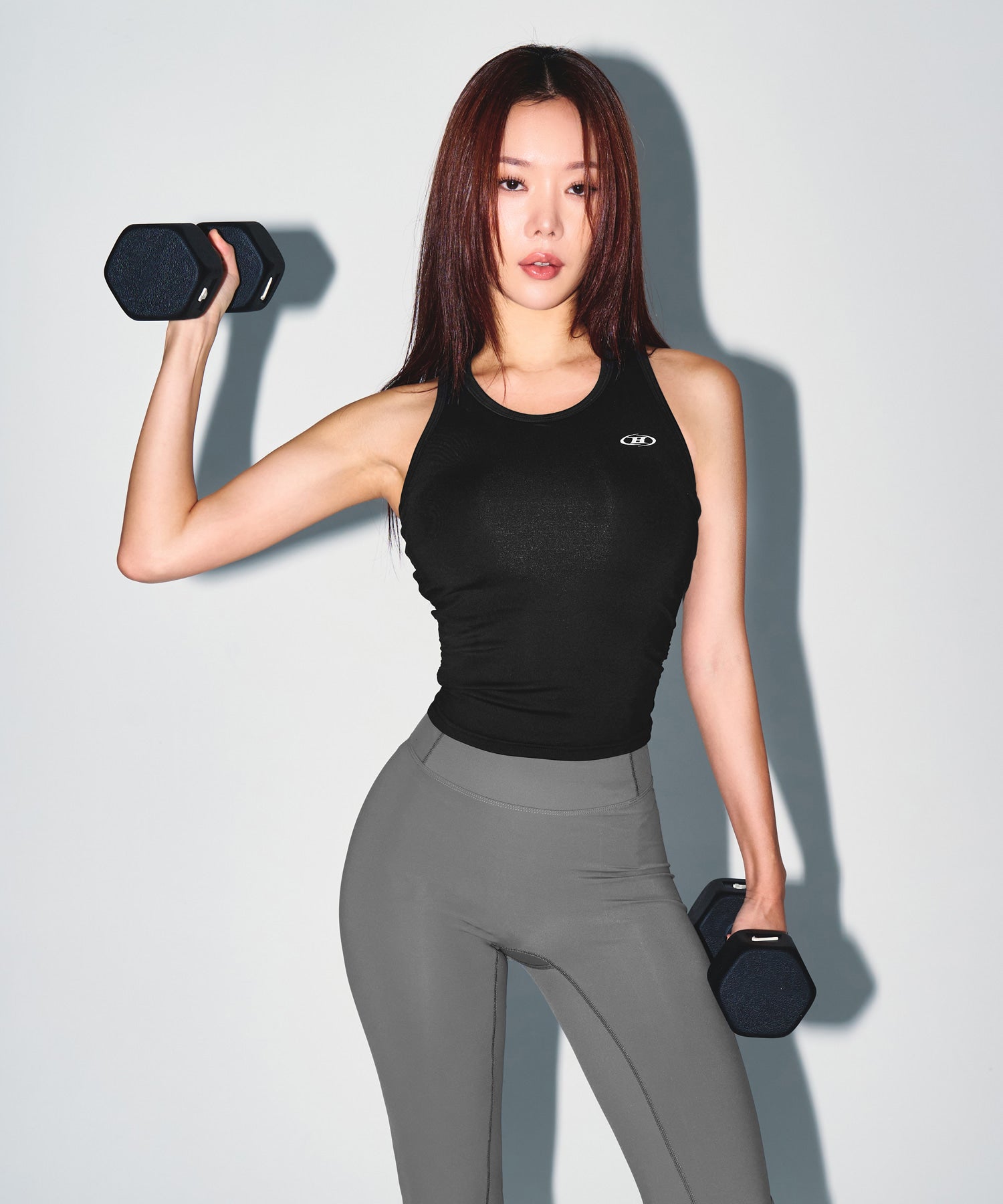 【予約販売：ご注文より1～3週間後に発送予定】W BRN RACER BACK SLEEVELESS [BLACK]