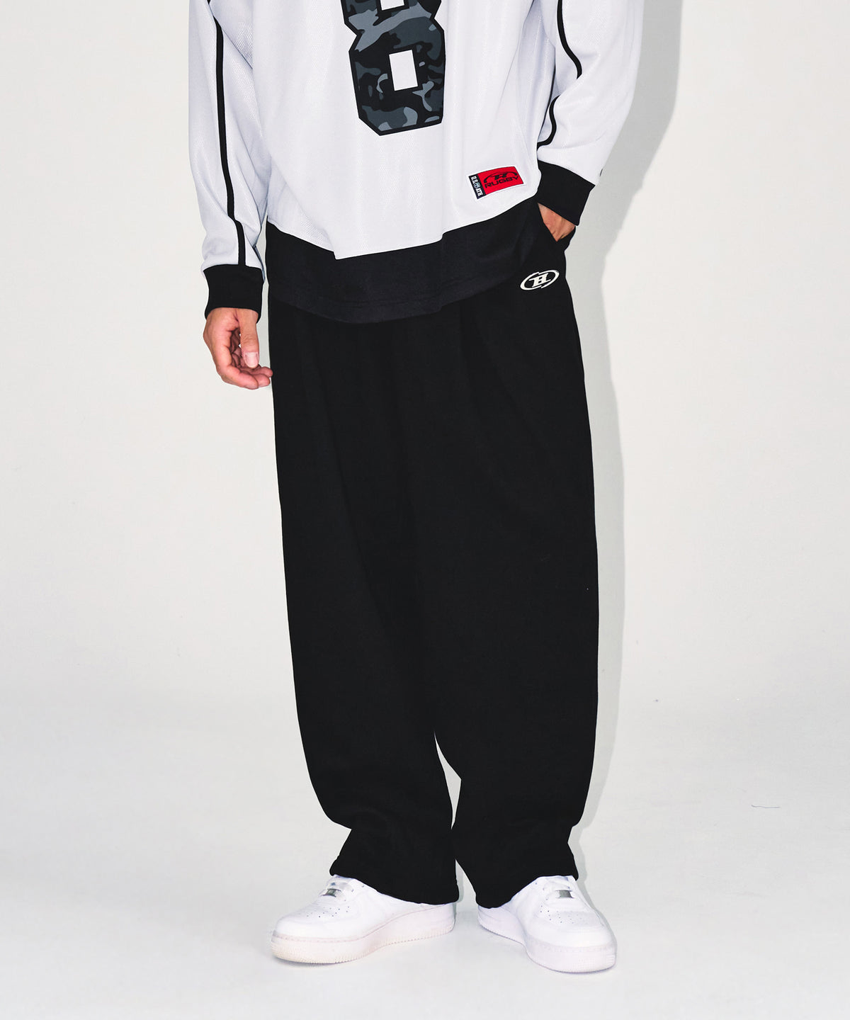 【韓国限定】CHROME B MAXI WIDE PANTS [BLACK]