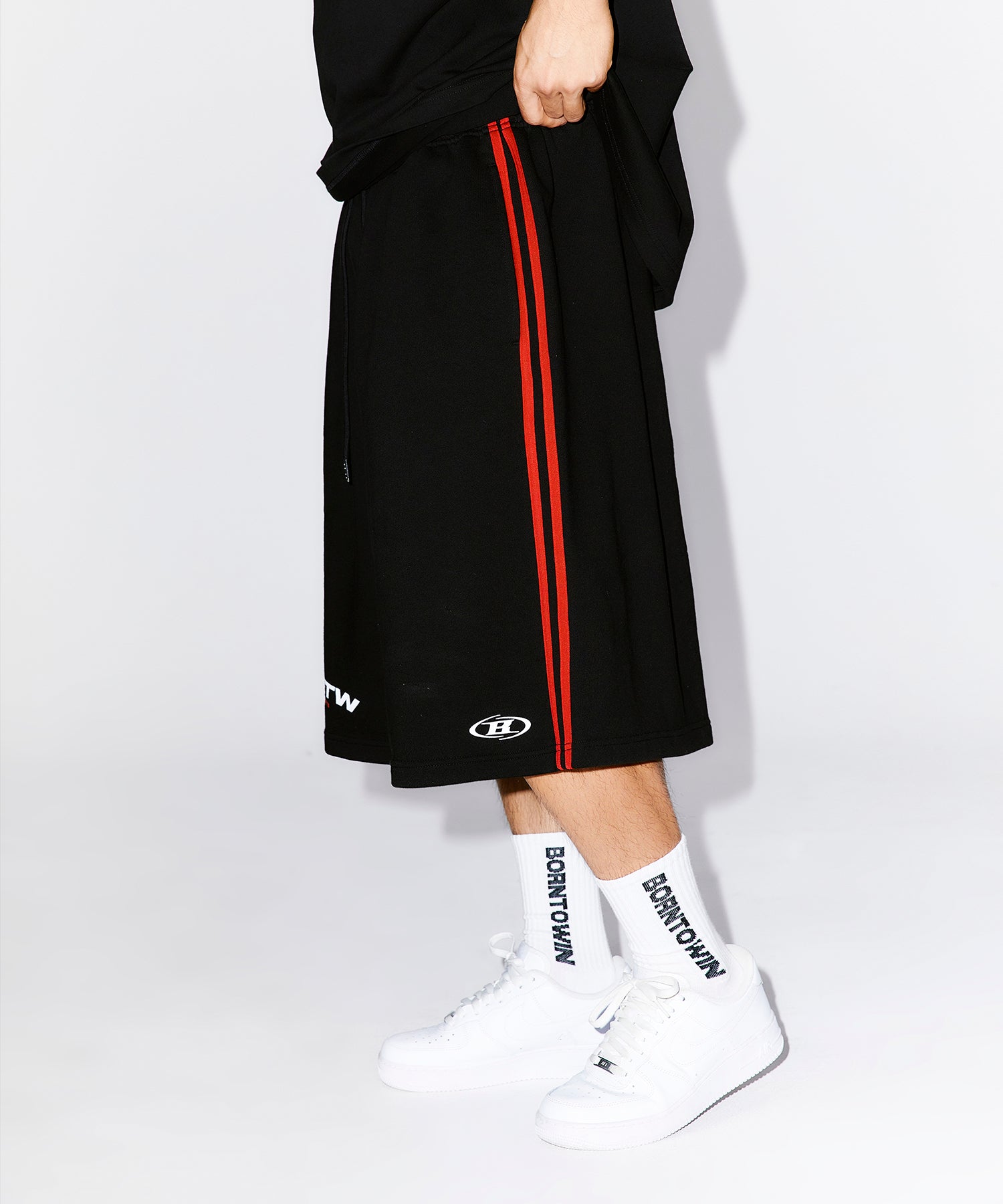【予約販売：ご注文より1～3週間後に発送予定】MONSTERZYM BERMUDA PANTS [BLACK]