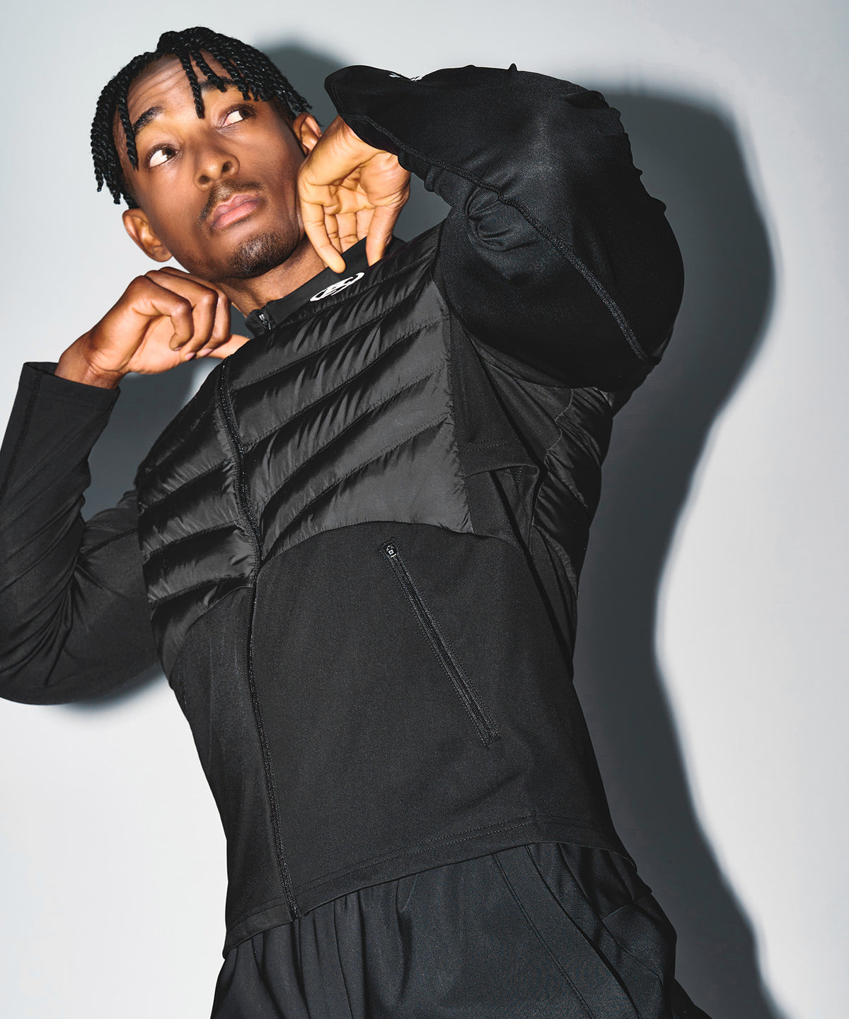 【韓国限定】BRN HYBRID PADDED MUSCLE FIT JACKET [BLACK]