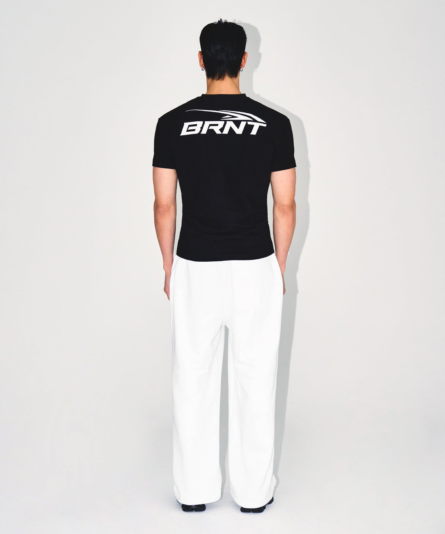 【予約販売：ご注文より1～3週間後に発送予定】BRNT BACK LOGO MUSCLE FIT T-SHIRTS [BLACK]