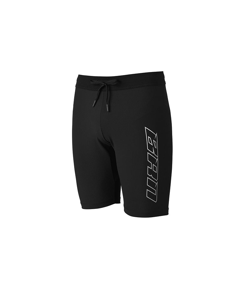 【予約販売：ご注文より1～3週間後に発送予定】BRN SIDE LOGO SHORT LEGGINGS [BLACK]