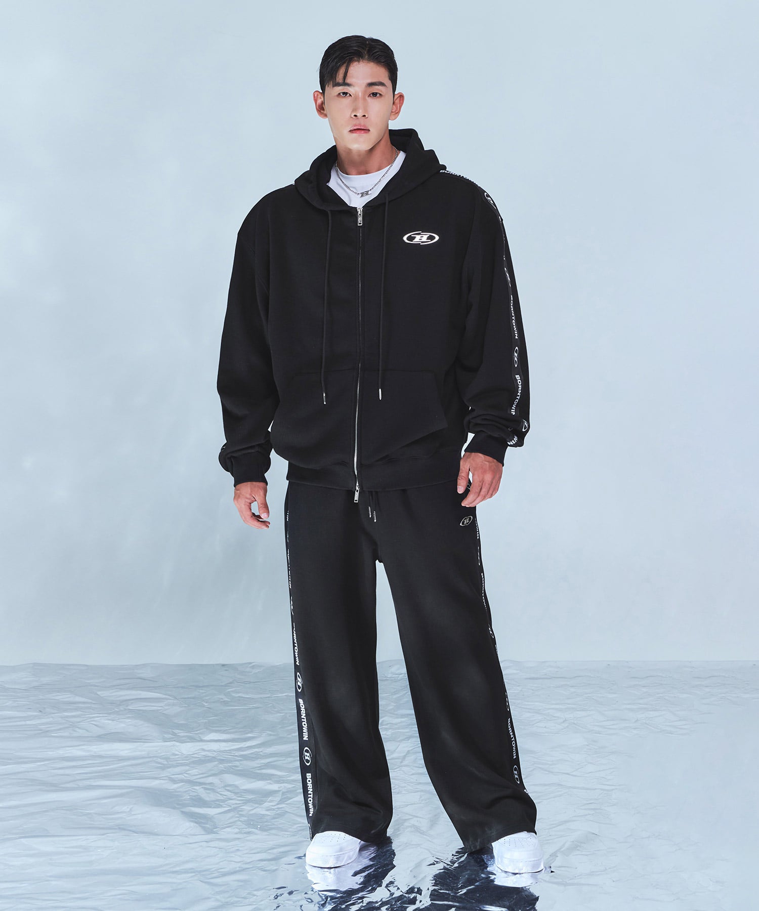 CHROME B BLACK LINE WIDE PANTS [BLACK]