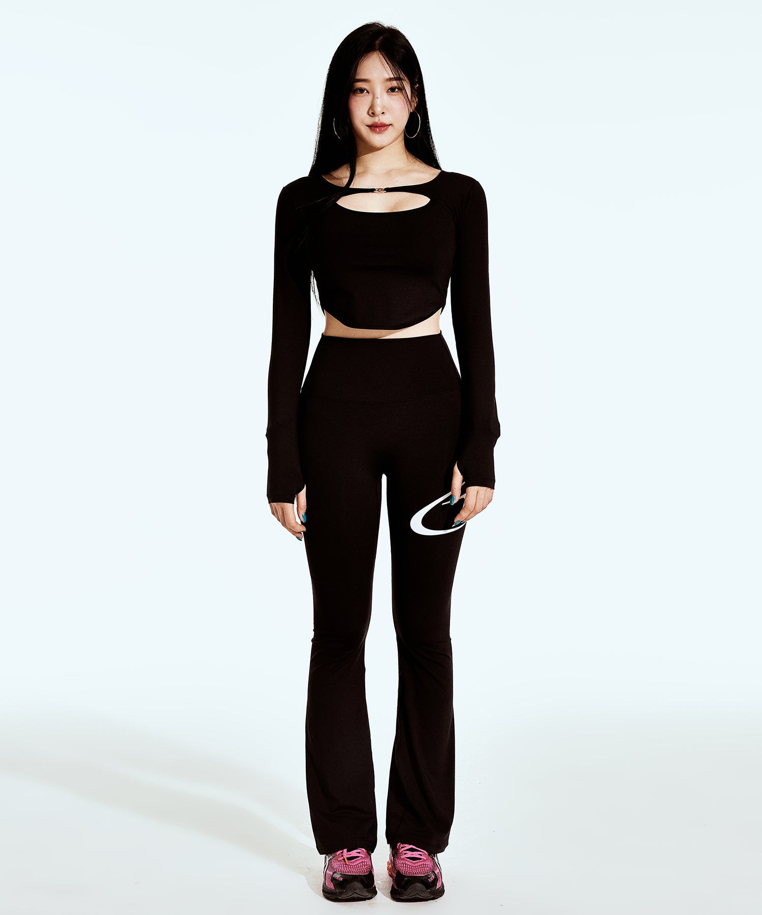 B-BUCKLE CUTOUT LONG SLEEVE [BLACK]