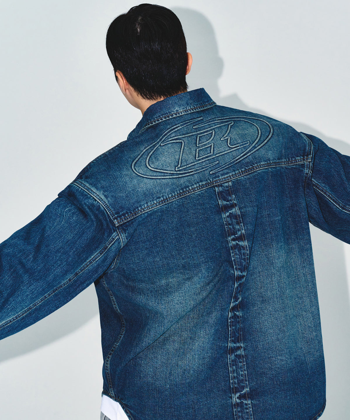 【韓国限定】WASHED DENIM OVER FIT SHIRTS [MID DENIM]