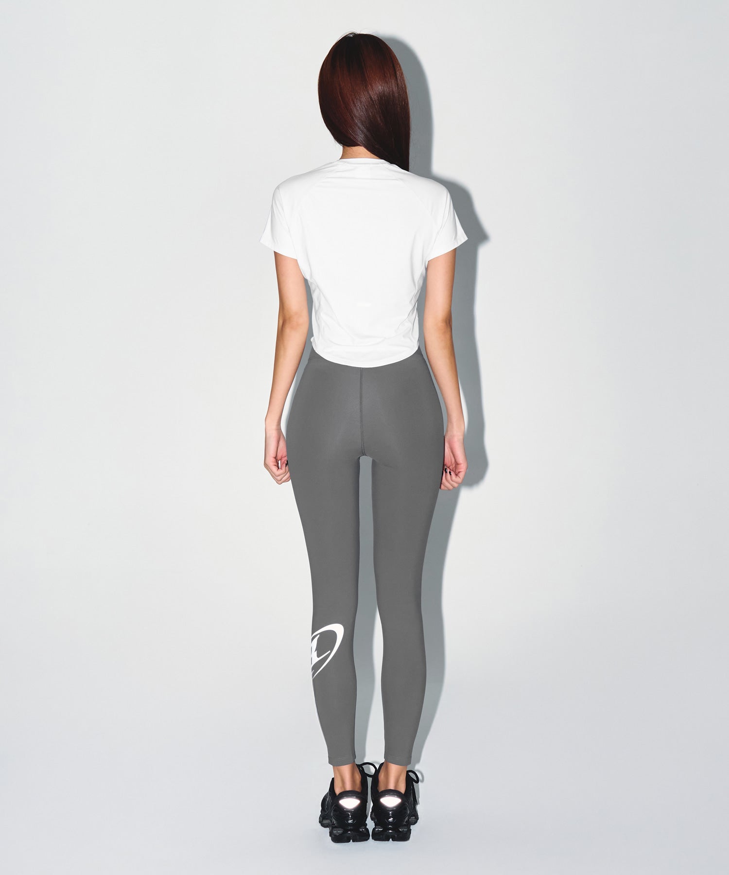 【予約販売：ご注文より1～3週間後に発送予定】W SYMBOL B VENTILATION T-SHIRTS [WHITE]