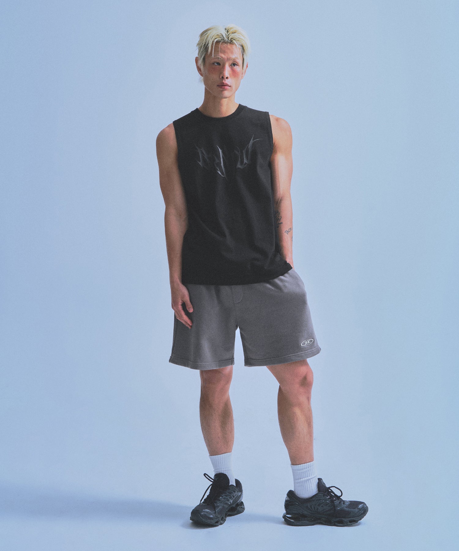 【5/9 release】TRIBAL COMFORT FIT SLEEVLESS [BLACK]