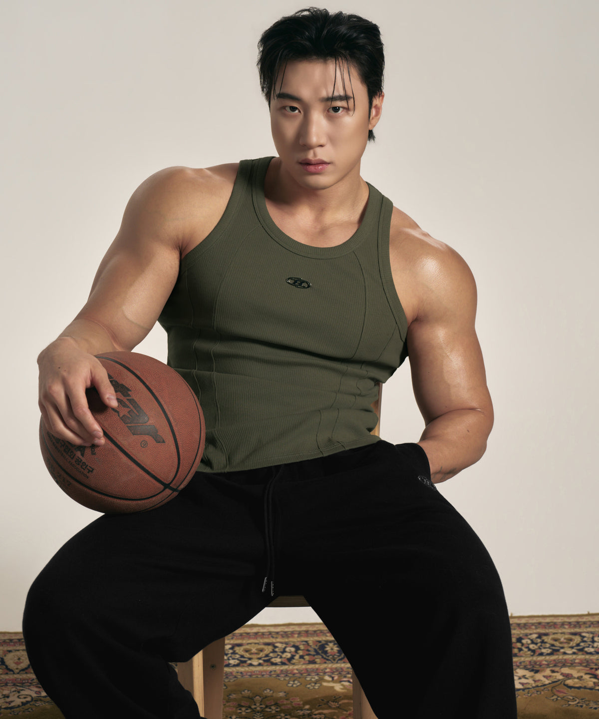 【韓国限定】B PENDANT CUT LINE SLEEVELESS [KHAKI]