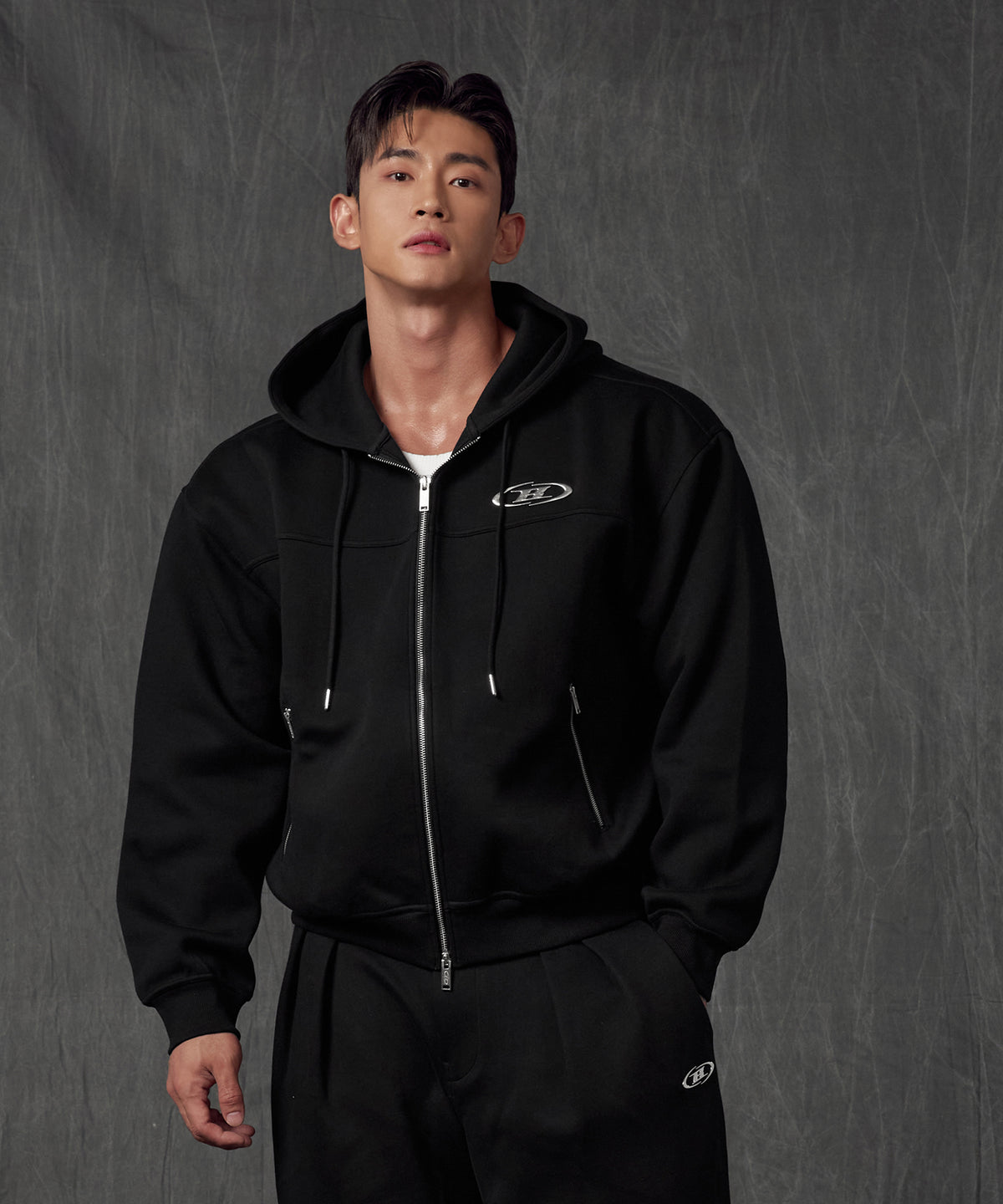 【韓国限定】CHROME B TECH FOAM HOODIE ZIP-UP [BLACK]