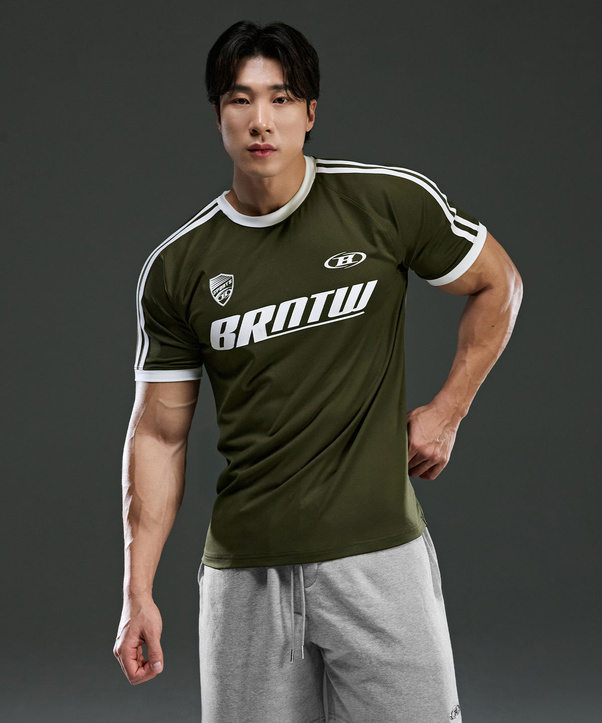 【韓国限定】BRNTW TRACK LINE T-SHIRTS [KHAKI]