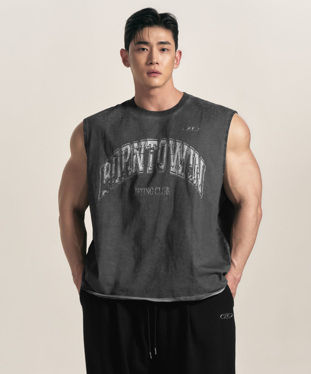 【韓国限定】CRACK LOGO GARMENT DYED SLEEVELESS [CHARCOAL]