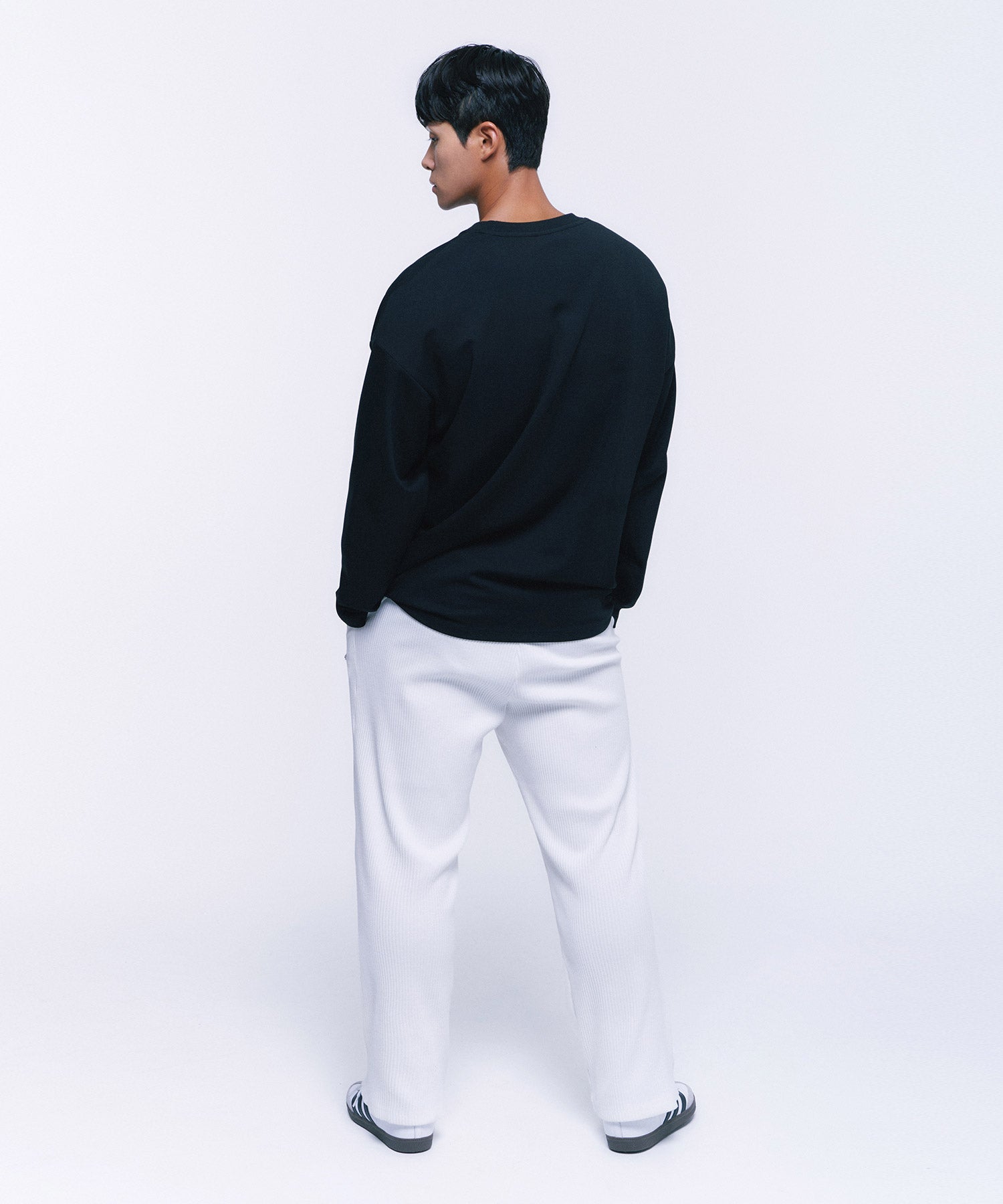 B PENDANT RIBBED SEMI WIDE PANTS [WHITE]