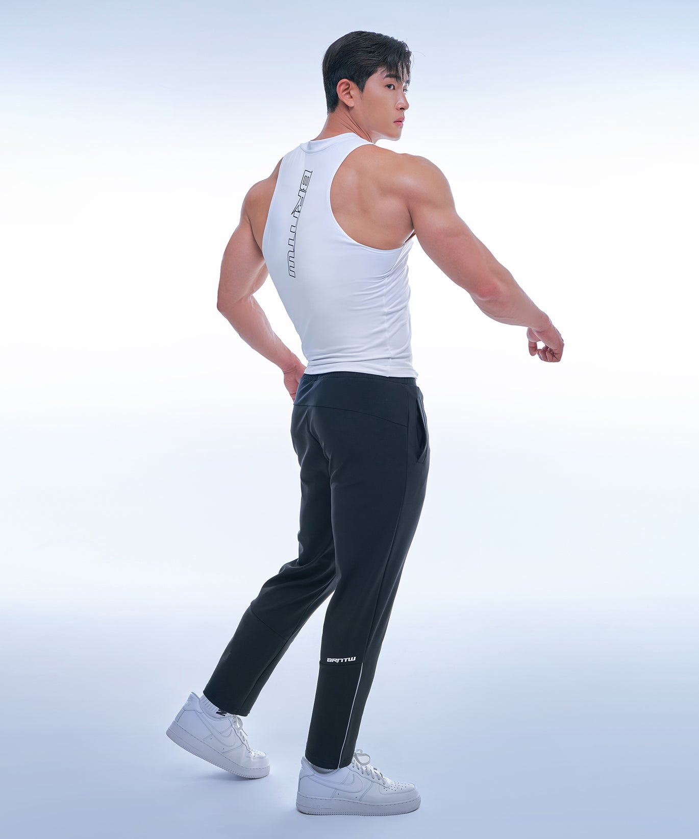 Mens Tops – BORNTOWIN JAPAN EC-shop
