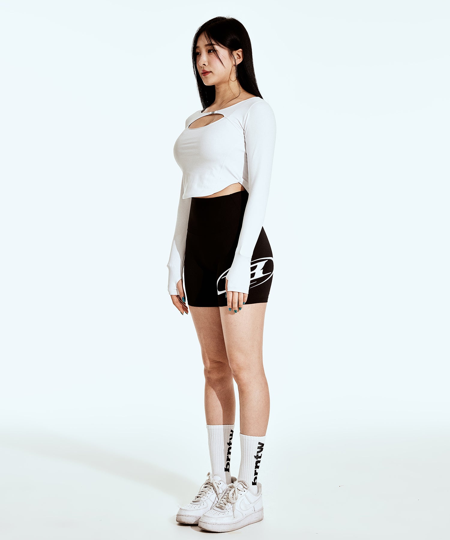 B-BUCKLE CUTOUT LONG SLEEVE [WHITE]