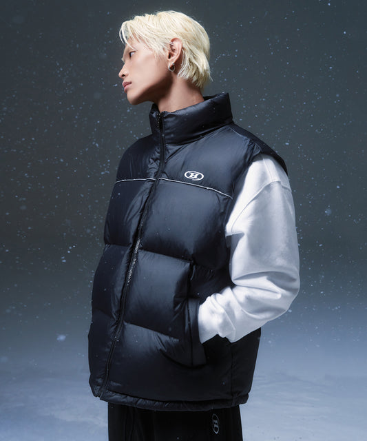 SYMBOL B PUFFER DOWN VEST [BLACK]