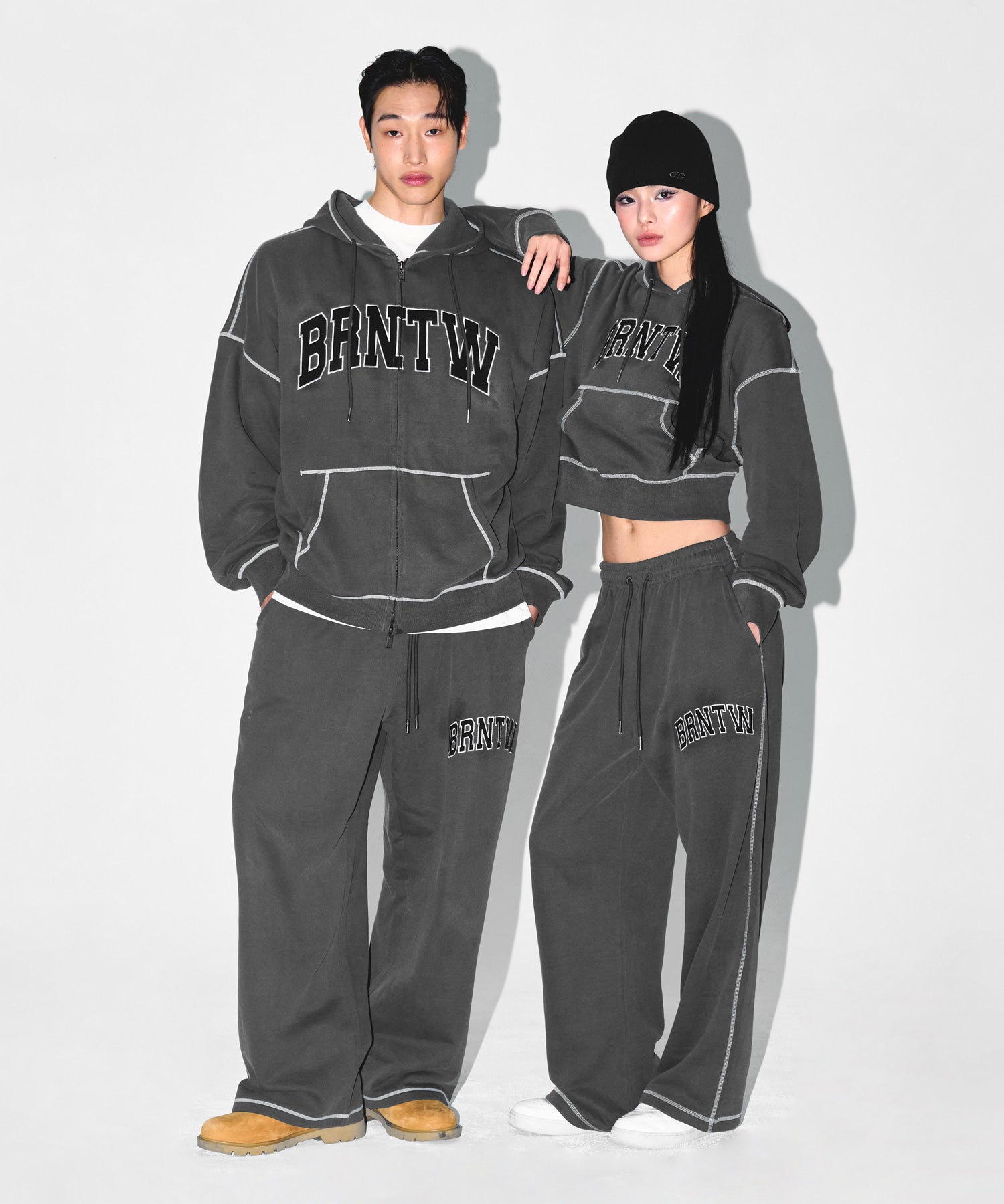 韓国限定】W PIGMENT DYEING SEMI WIDE PANTS [CHARCOAL] – BORNTOWIN