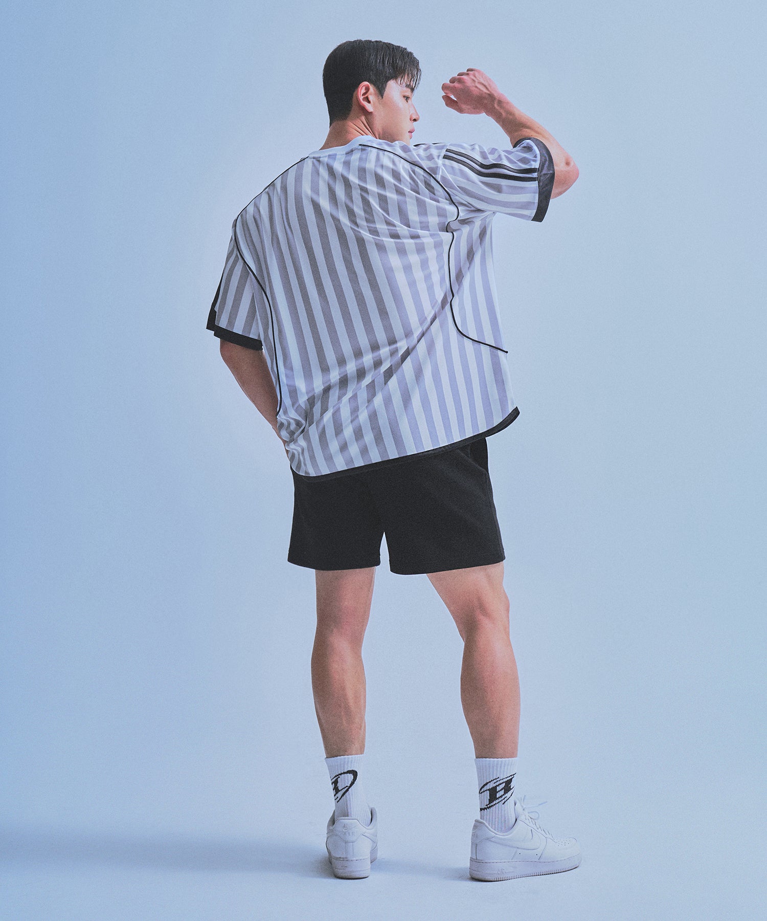 【5/30 Release】SYMBOL B SOCCER STRIPE JERSEY [WHITE]