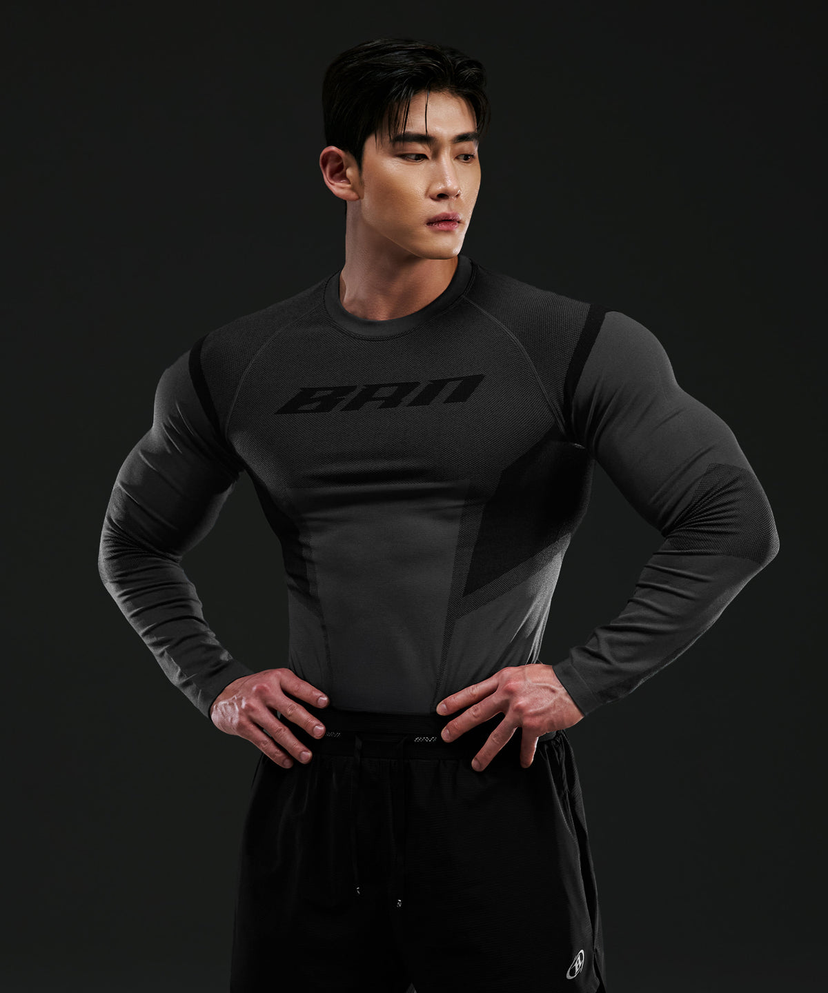 BRN ECLIPSE SEAMLESS LONG SLEEVE [CHARCOAL]