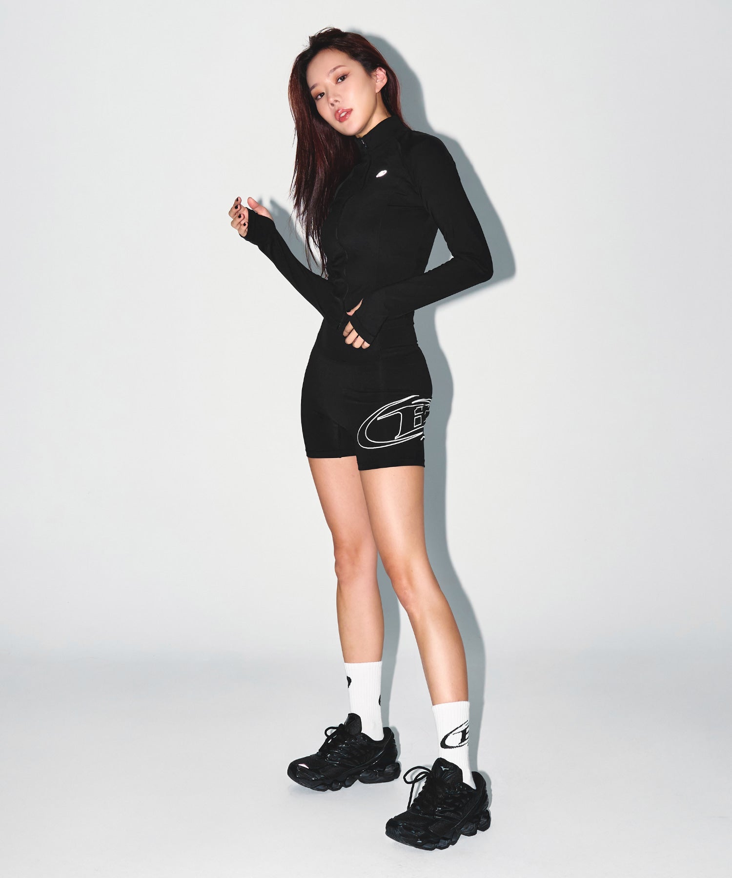 【予約販売：ご注文より1～3週間後に発送予定】W STROKE B 3.5 BIKER SHORTS [BLACK]