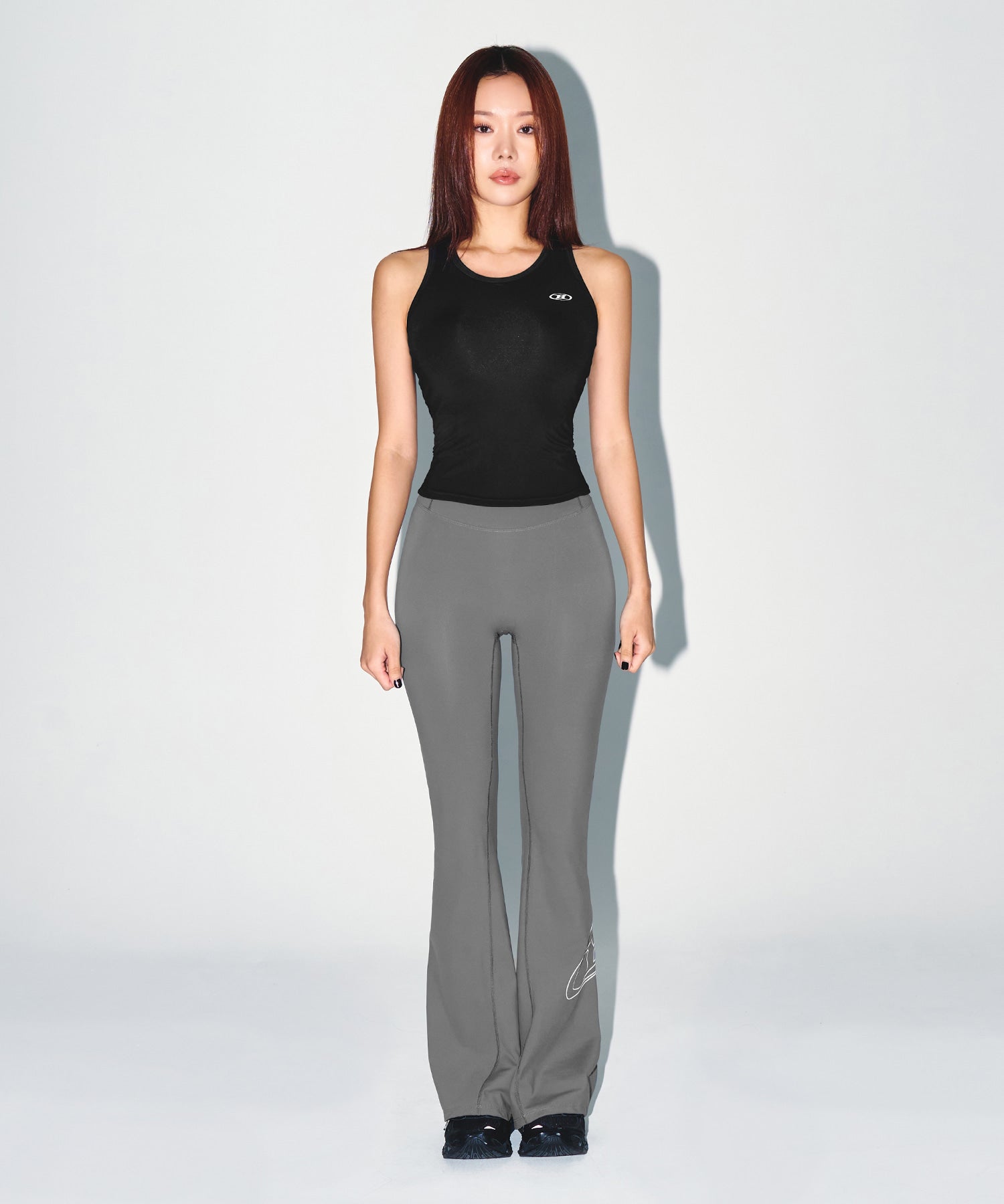 【予約販売：ご注文より1～3週間後に発送予定】W BRN RACER BACK SLEEVELESS [BLACK]