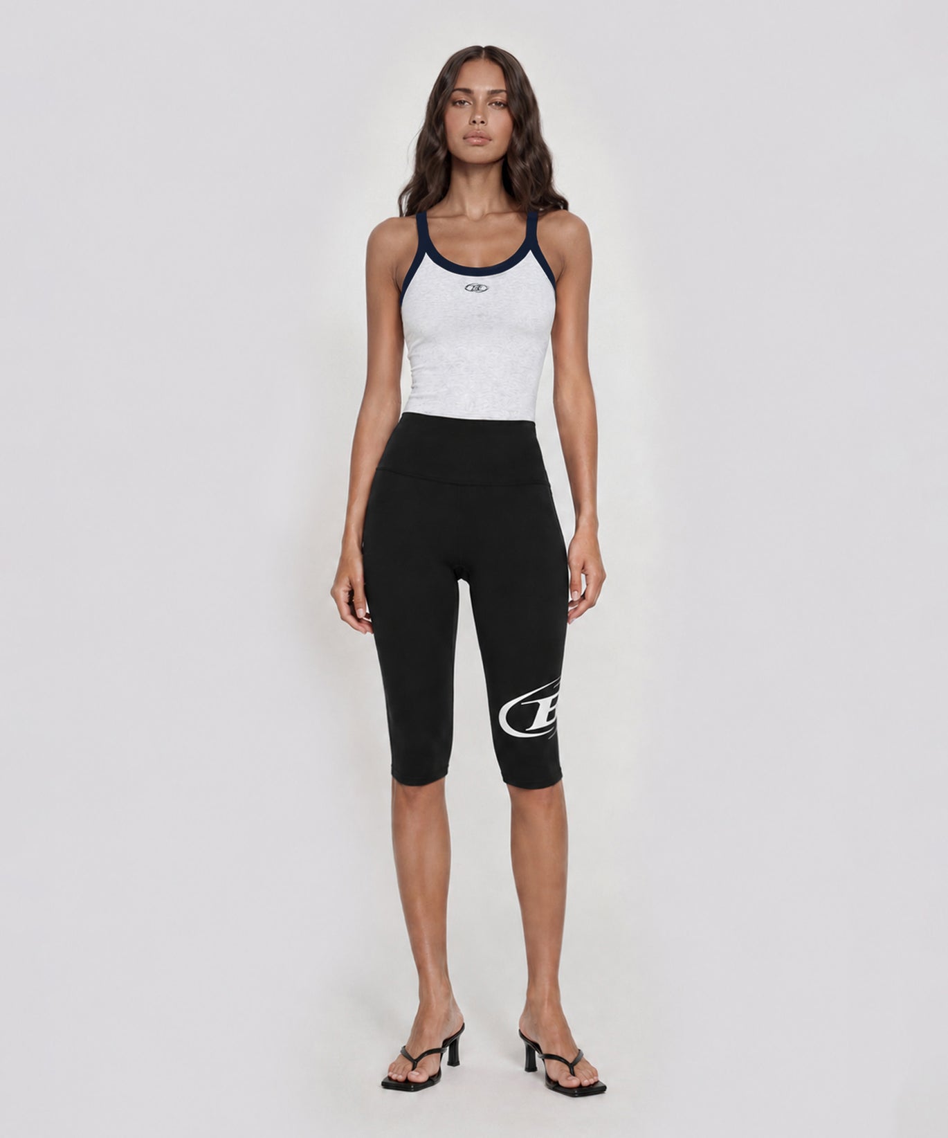 Ladies Tops – BORNTOWIN JAPAN EC-shop