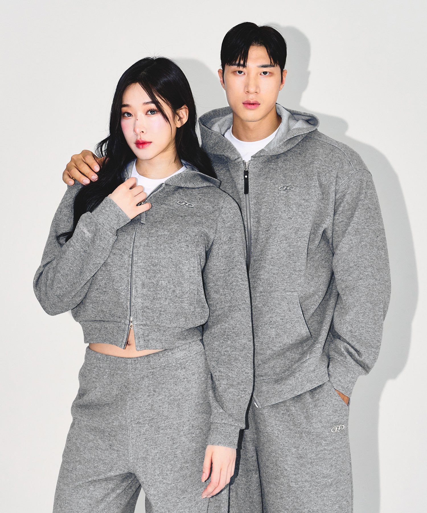 【予約販売：ご注文より1～3週間後に発送予定】KNIT LIKE HOODIE ZIP UP [MELANGE GREY]