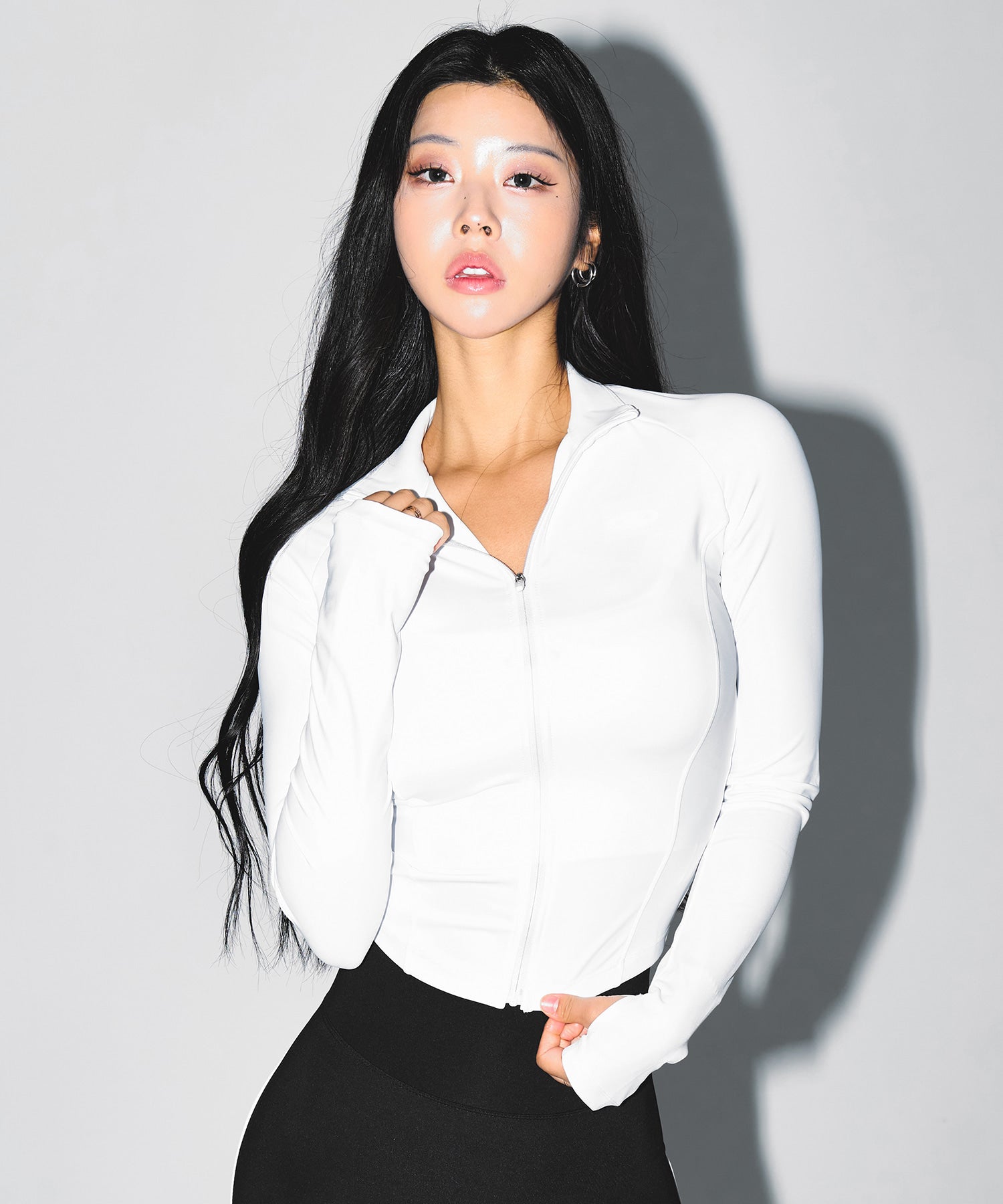 【予約販売：ご注文より1～3週間後に発送予定】W COMPRESSION FULL ZIP UP JACKET [WHITE]