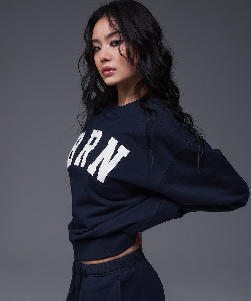 【韓国限定】W BRN RELAX FIT SWEATSHIRTS [NAVY]