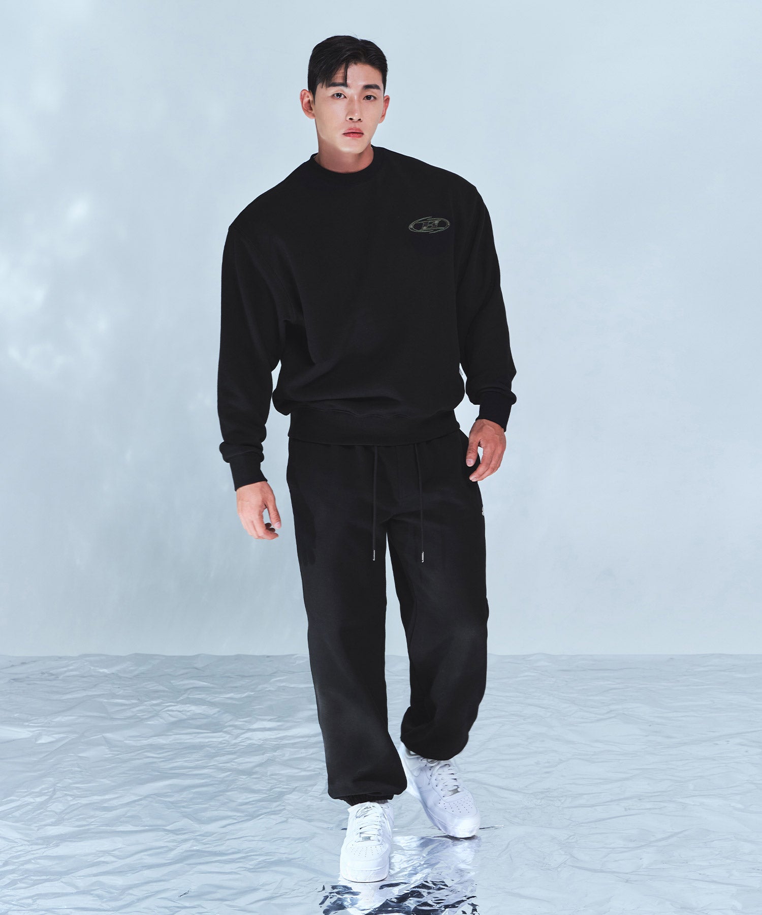 CHROME B JOGGER PANTS [BLACK]