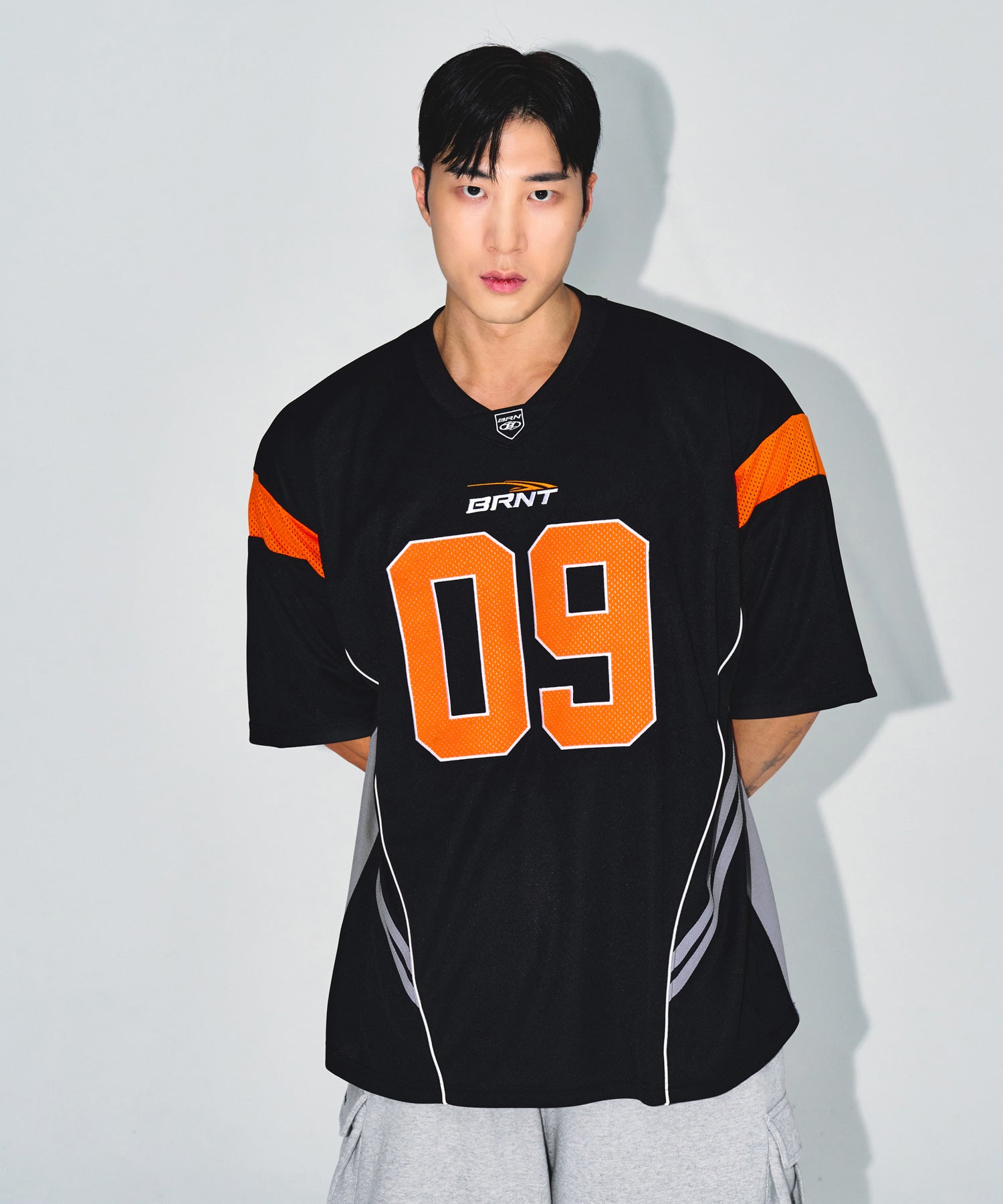 【予約販売：ご注文より1～3週間後に発送予定】09 APPLIQUE RUGBY JERSEY T-SHIRTS [BLACK]