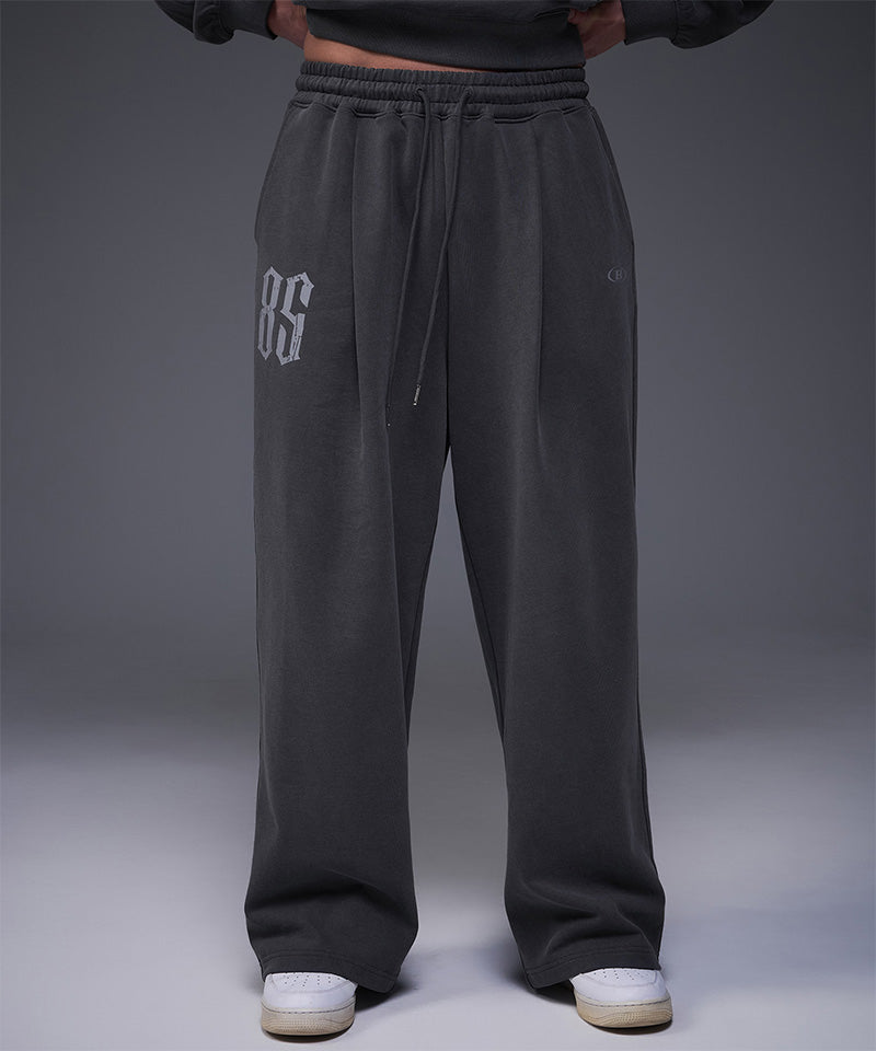 【韓国限定】85 PIGMENT ONE TUCK SEMI WIDE FIT PANTS [CHARCOAL]