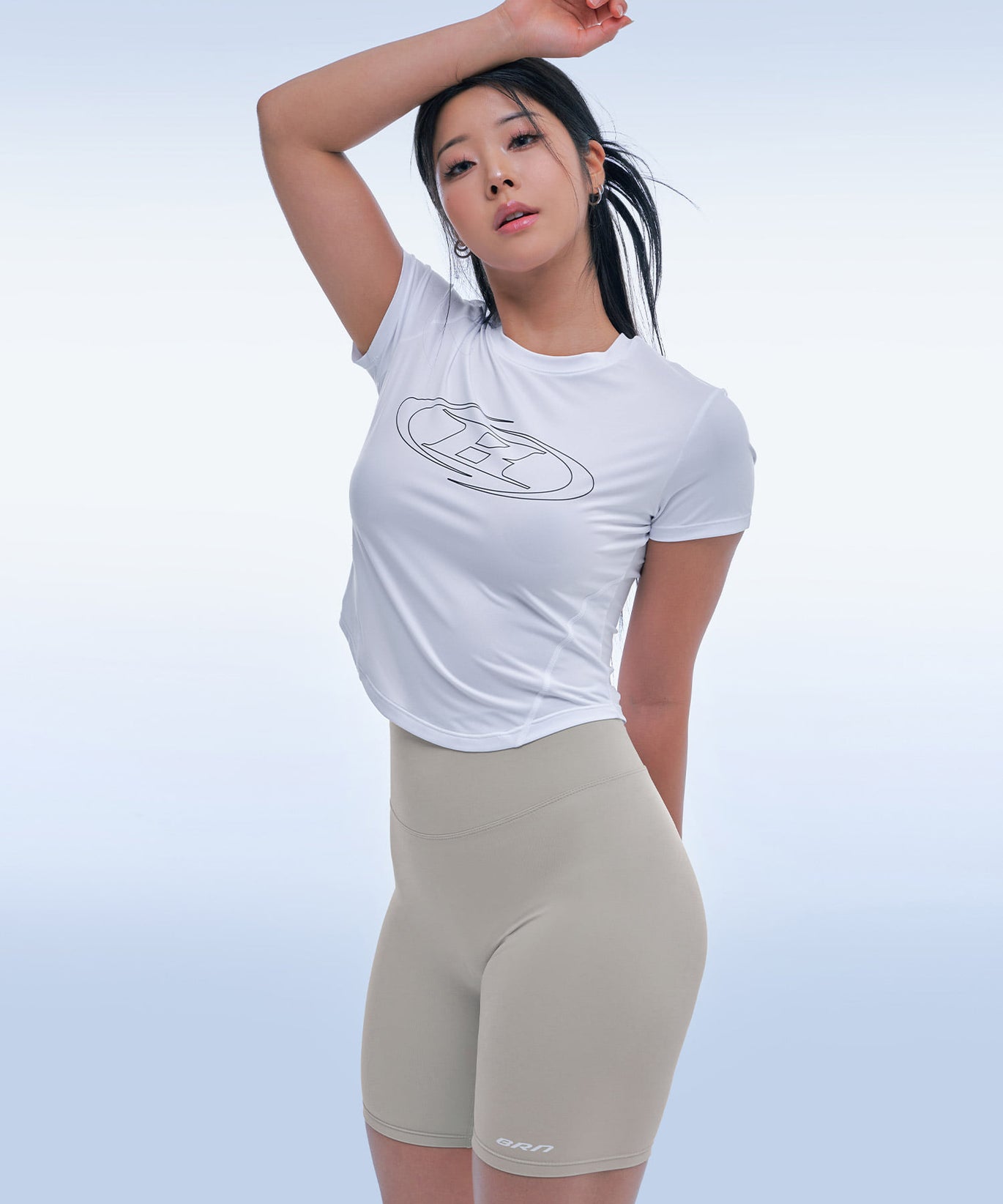 Ladies Tops – BORNTOWIN JAPAN EC-shop