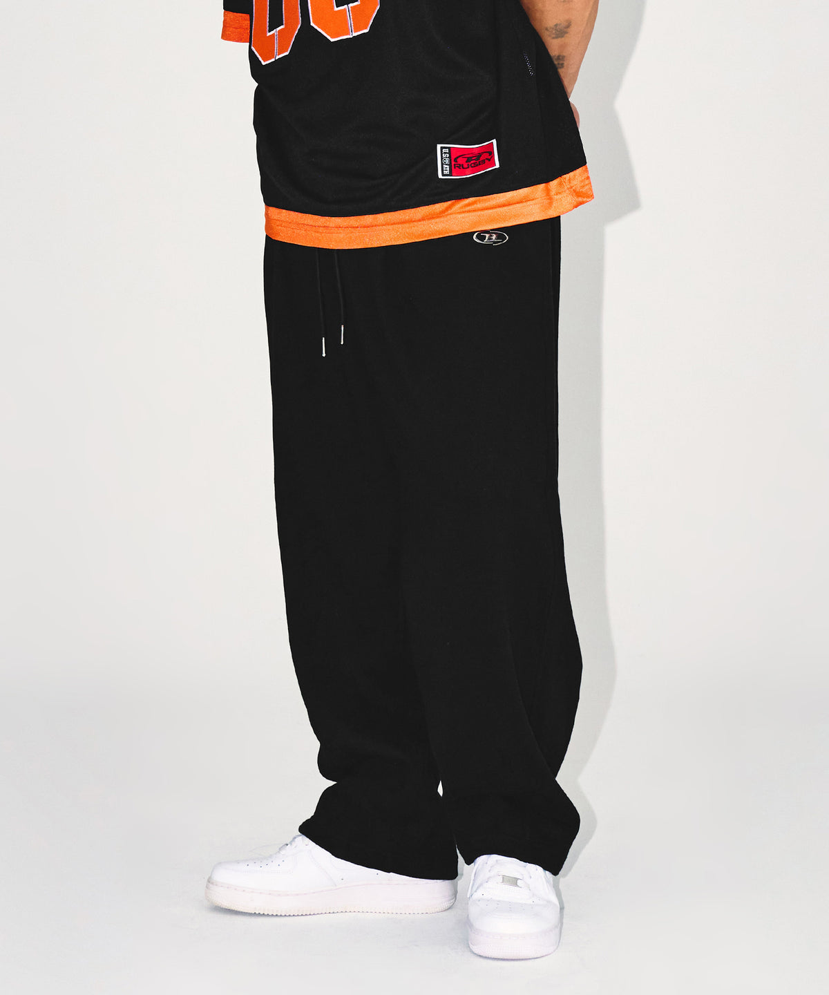 CHROME B SEMI WIDE PANTS [BLACK]
