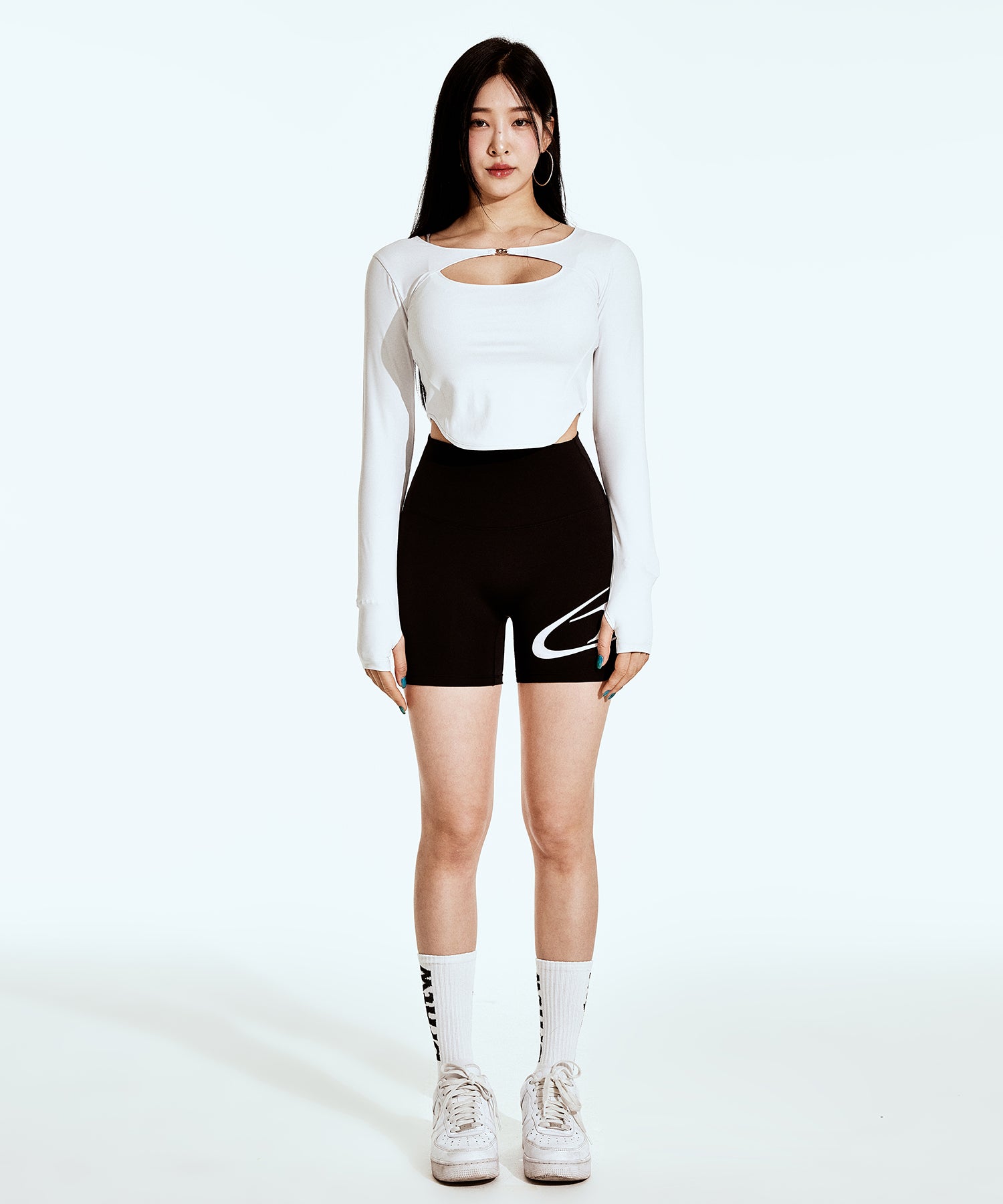 B-BUCKLE CUTOUT LONG SLEEVE [WHITE]