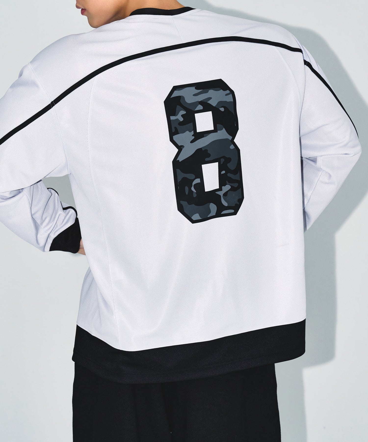 【予約販売：ご注文より1～3週間後に発送予定】LINE TAPING RUGBY LONG SLEEVE [SILVER]