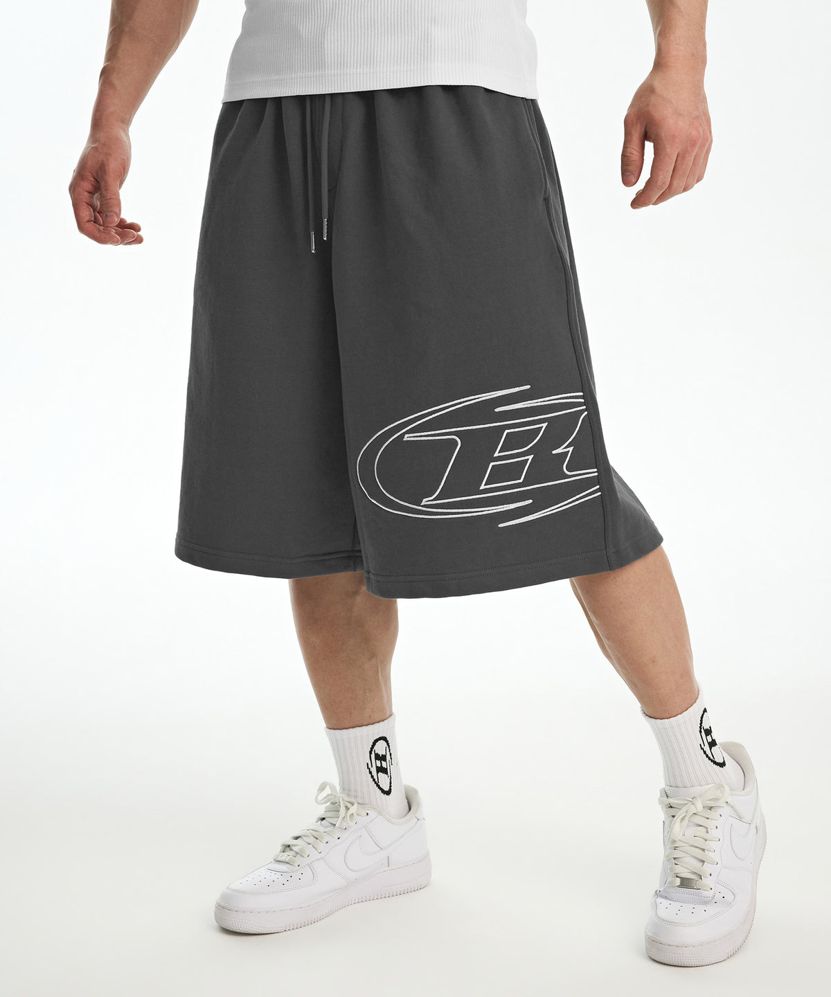 STROKE B HALF PANTS_LONG VER [CHARCOAL]